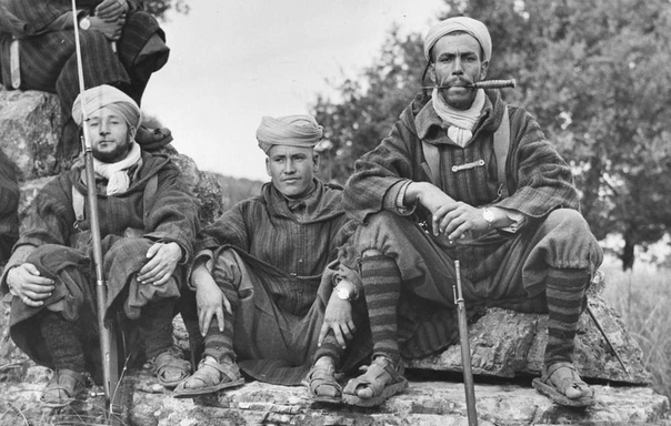МАРОККАНСКИЕ СОЛДАТЫ ПРОТИВ ИТАЛЬЯНОК: САМЫЙ  ГРЯЗНЫЙ ЭПИЗОД ВТОРОЙ МИРОВОЙ Марокканские солдаты против итальянок: самый «грязный эпизод» Второй мировой войны (1939-1945). Именно в таком виде