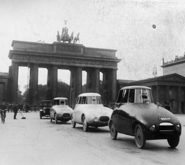Берлин, 1931 год. Автомобили Ауди Тип-К.