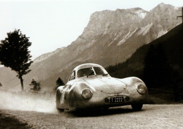 История появления немецкого гоночного автомобиля Porsche Type 64. Автомобиль Porsche Type 64 был разработан в 1938-1939-м гг. фирмой Porsche. Двухместный гоночный автомобиль создан с