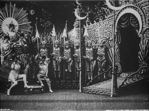Постановка «Путешествие на Луну», 1902 год. Режиссёр: Жорж Мельес.