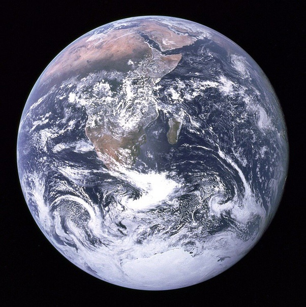 «Голубой шар», 1972 год. Первый снимок полностью освещенной Земли был сделан командой космического корабля