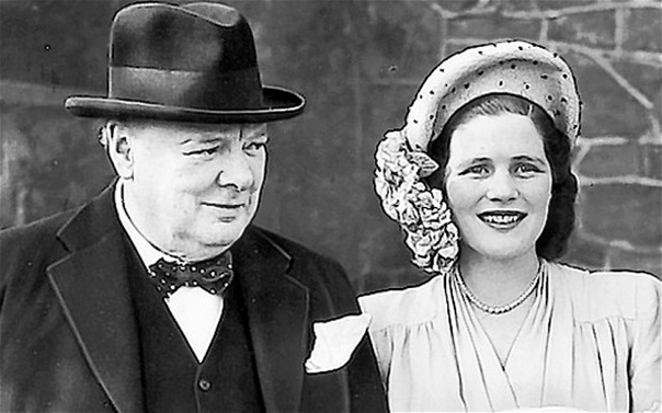 МЛАДШАЯ ДОЧЬ ЧЕРЧИЛЛЯ 31 мая 2014 года в возрасте 91 года скончалась последняя из детей Уинстона и Клементины Черчилль Леди Соамс. Всю жизнь она вела активную общественную деятельность, работала
