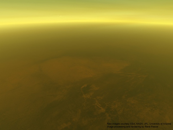 70 километров над поверхностью Титана (спутник Сатурна) На высоте 70 километров над поверхностью, спускаемый зонд Гюйгенс находится внутри слоя сложной дымки органических конденсатов. Основу
