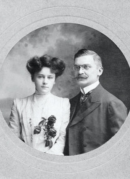 На фото последний министр внутренних дел Османской империи Али Кемаль со своей английской женой Винифред Брюн