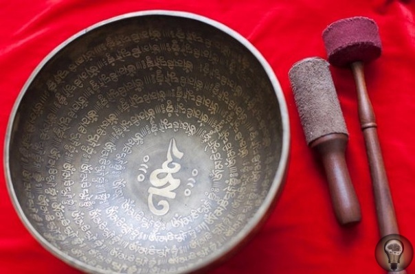 Поющие чаши Тибета Поющие тибетские чаши уже несколько тысячелетий известны как средство для медитации и исцеления. Их звуки насыщают организм дополнительной энергией и способствуют лечению