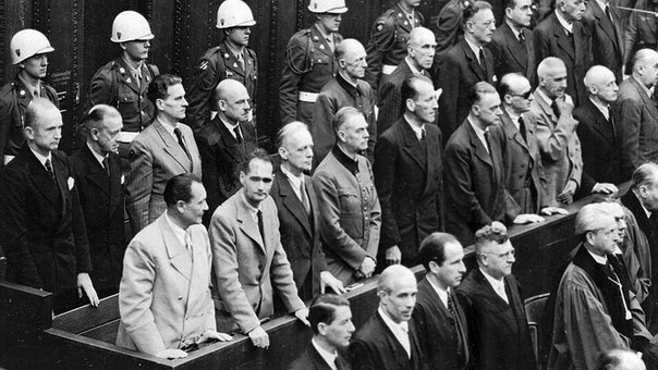 16 октября 1946 года по приговору Нюрнбергского трибунала казнены нацистские преступники