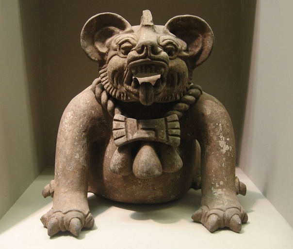 Погребальная урна в форме божества, похожего на летучую мышь (Цивилизация сапотеков, Северная Америка, Оахака, 300-650 гг. н. э.)