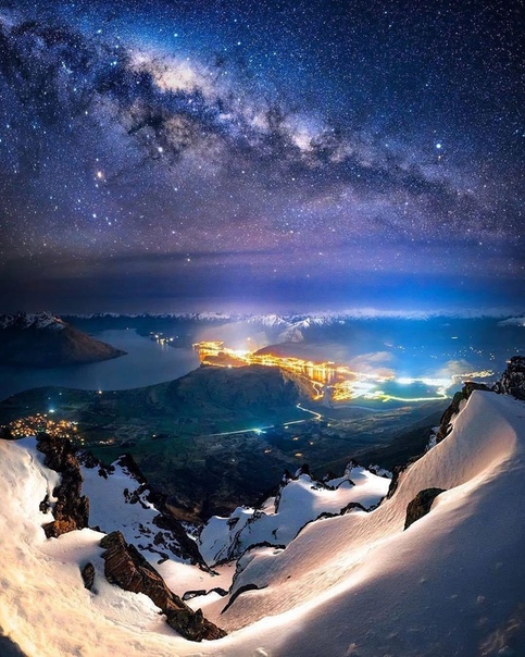 Млечный путь над Квинстауном, Новая Зеландия Фото: Joanna & Jae via welcomet0nature
