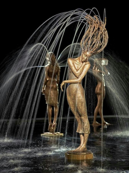 Формула воды: живые фонтаны скульптора Малгожаты Ходаковской