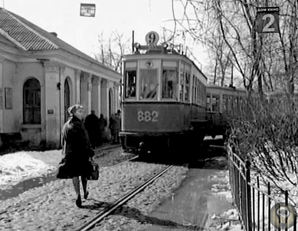 Любая поездка на трамвае в СССР 20-х годов могла закончиться тяжёлыми травмами или даже смертью Борьба за место Несмотря на то, что городские власти делали всё возможное, чтобы увеличить