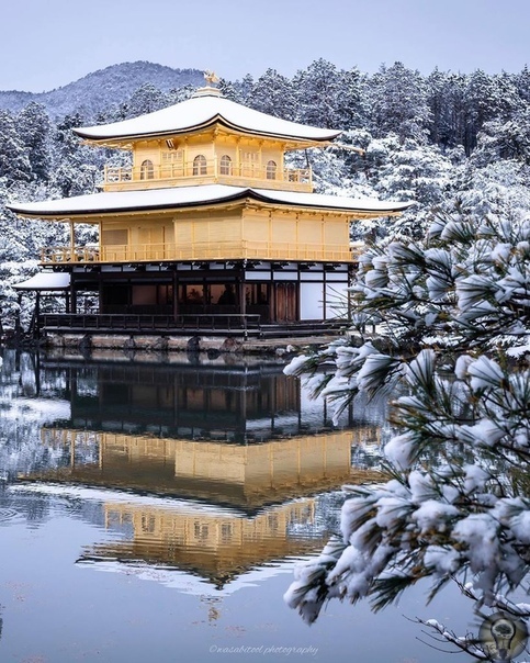Фотограф запечатлел волшебную красоту храмов Киото зимой Япония славится своими красочными сезонами от цветения сакуры весной до яркой листвы осенью. Зимой же многие территории страны покрывает
